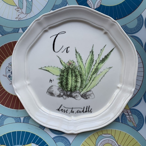 🌵Anthropologie Calligrapher Monogram Canape Plate C Cactus Dare to Cuddle - Picture 1 of 15